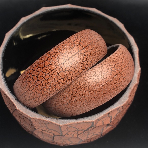 New Crackled earrings/bracelet 5/$20❤️ - Picture 2 of 2